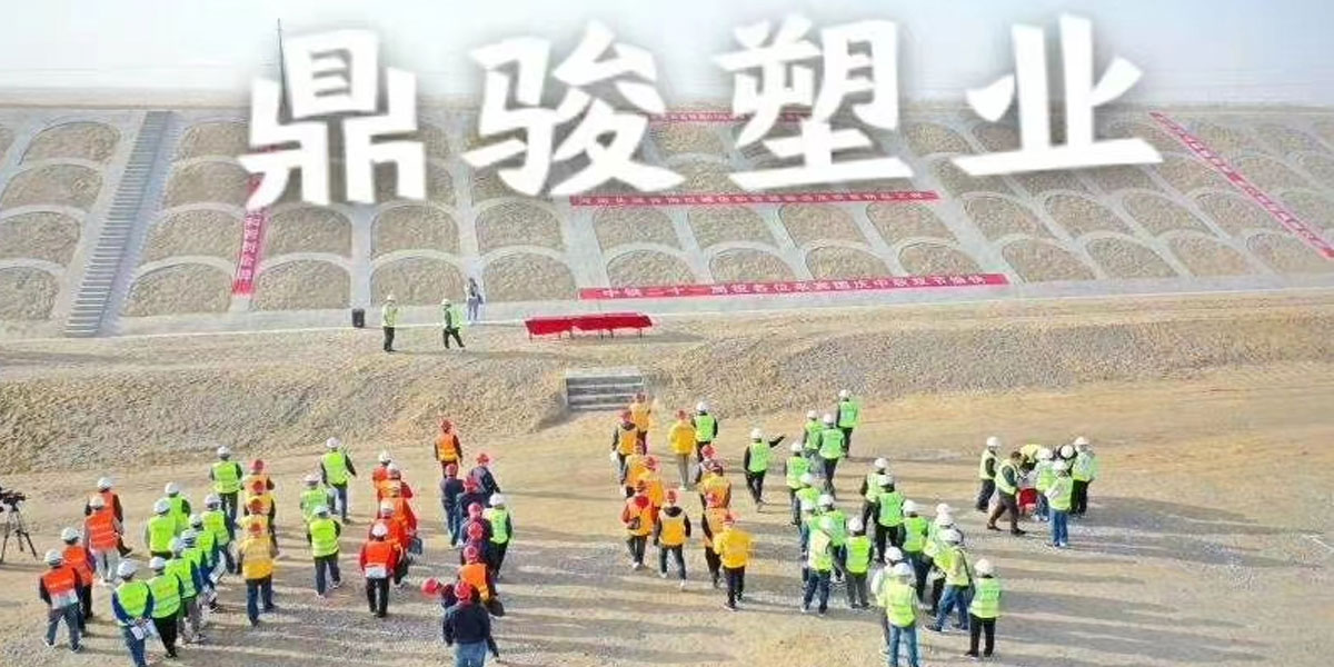 新疆和若铁路工程-鼎骏塑业拱形骨架模板合作案例